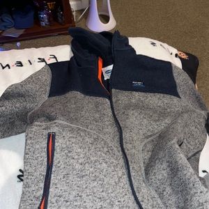 Old navy zip up hoodie. Multi colored, size medium and comfy